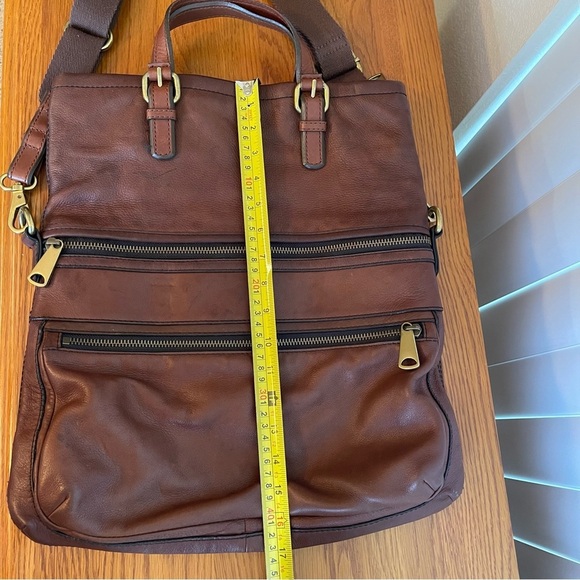 Fossil Brown Leather Explorer Foldover Tote Bag - Picture 4 of 17